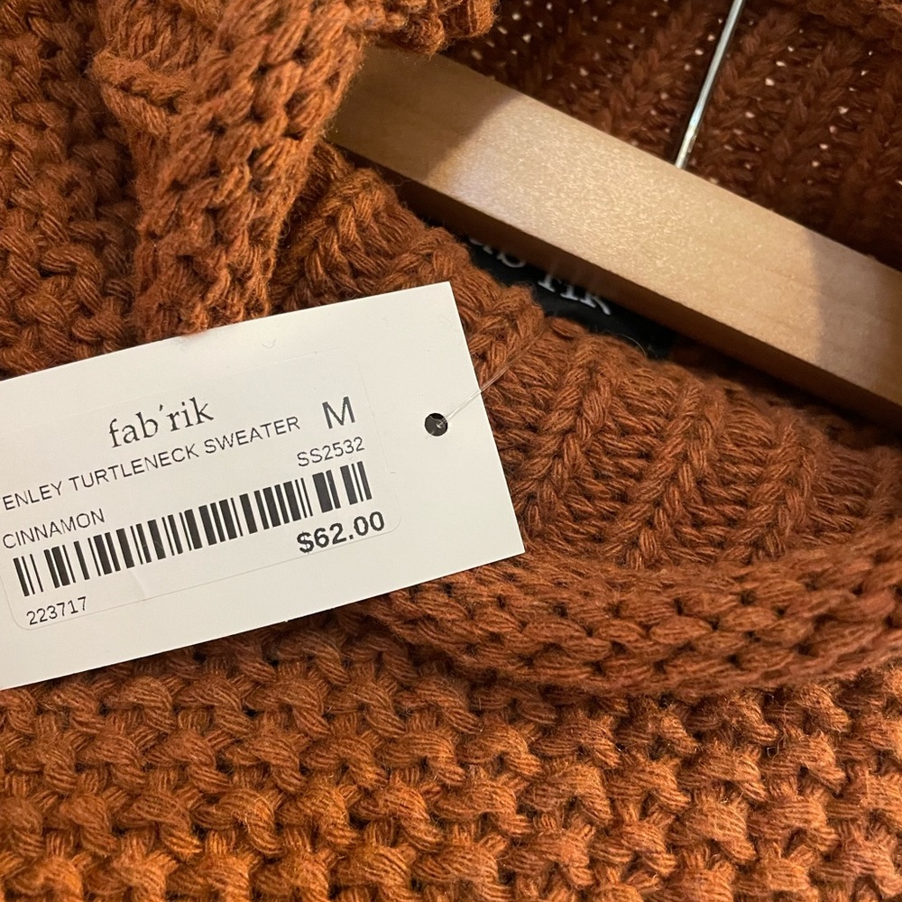 Tenley structured Turtleneck chunky knit Sweater, Color: Cinnamon NWT - Picture 6 of 6